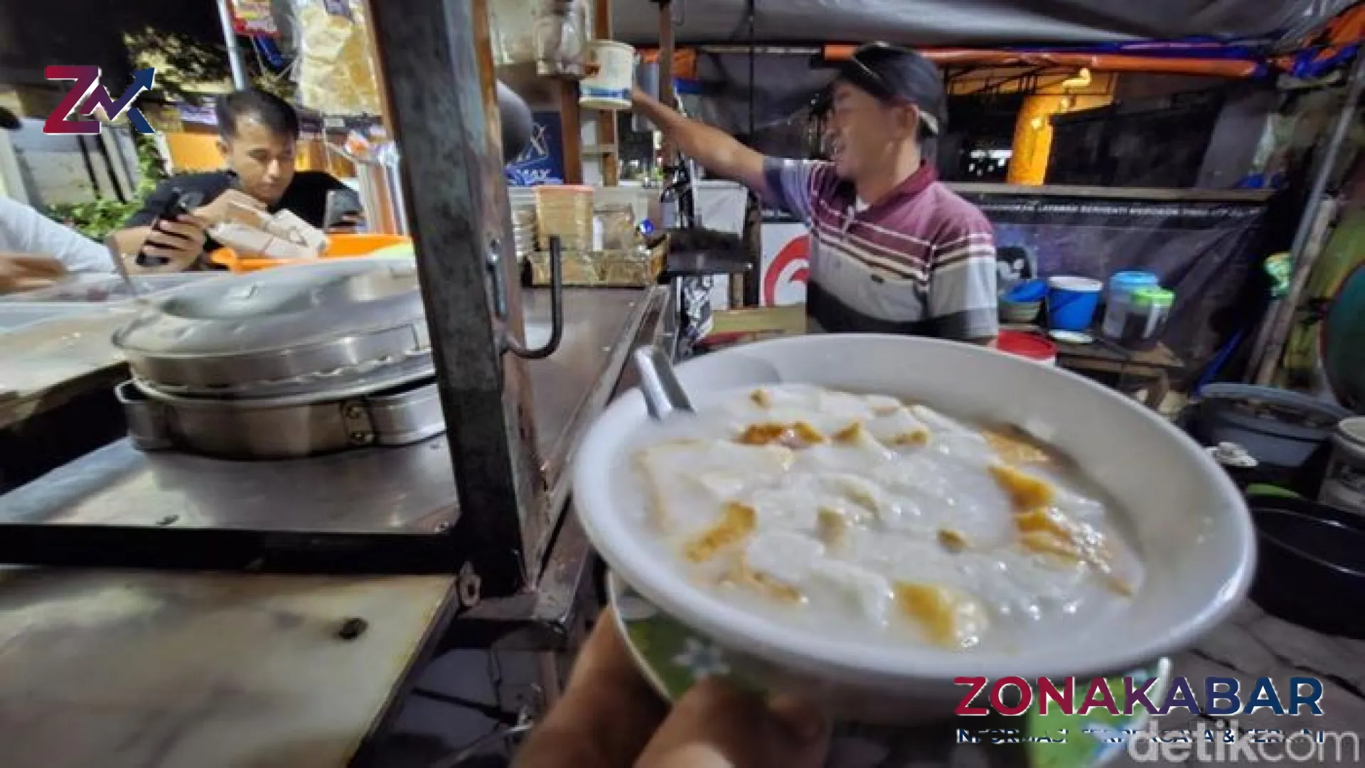 Menelusuri Kehangatan Kolak Roti Kang Yudi: Legenda Kuliner Malam Nganjuk yang Tak Pernah Padam