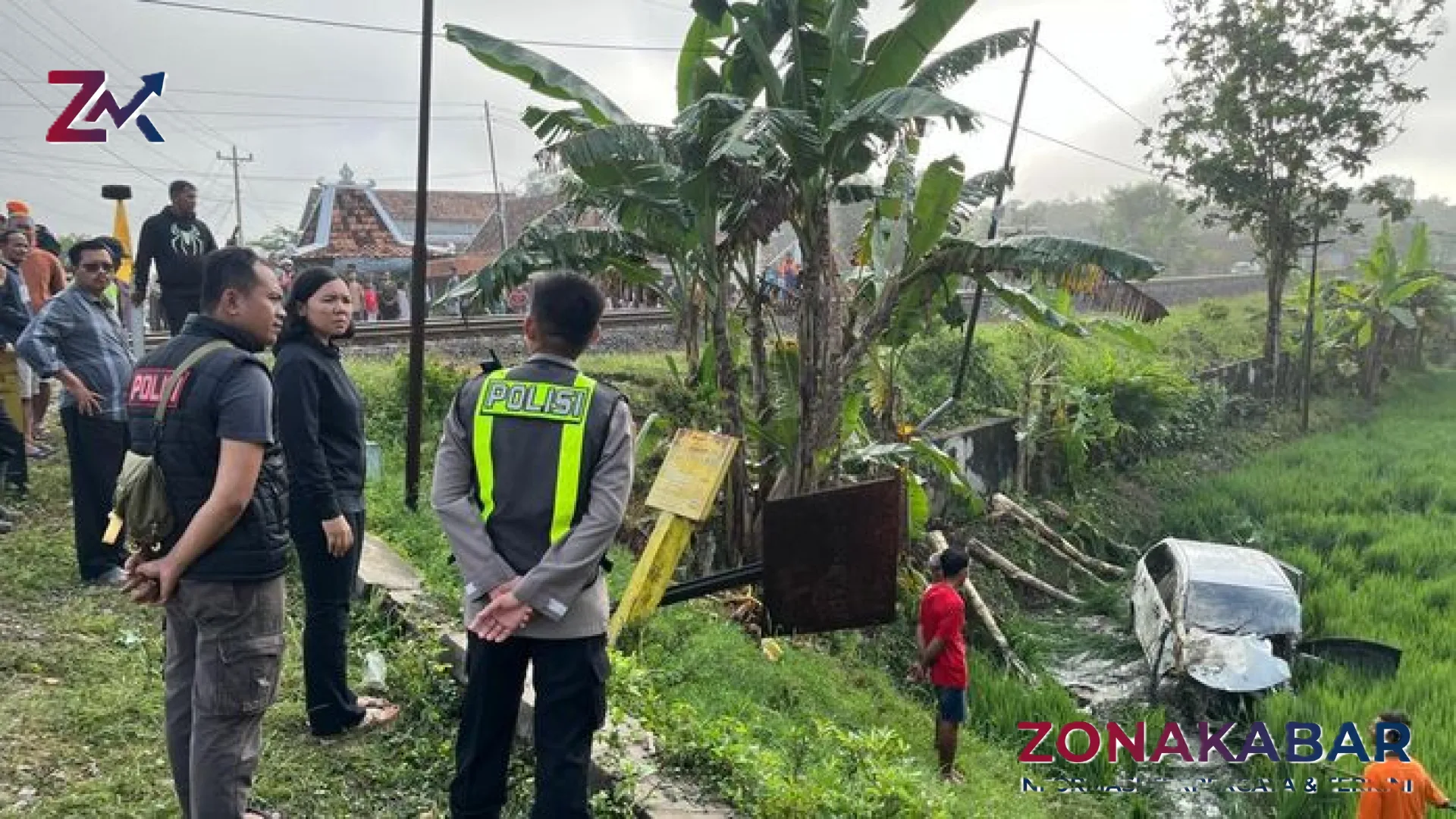 Tragedi Berdarah di Grobogan: KA Argo Bromo Anggrek Hantam Avanza, Empat Nyawa Melayang