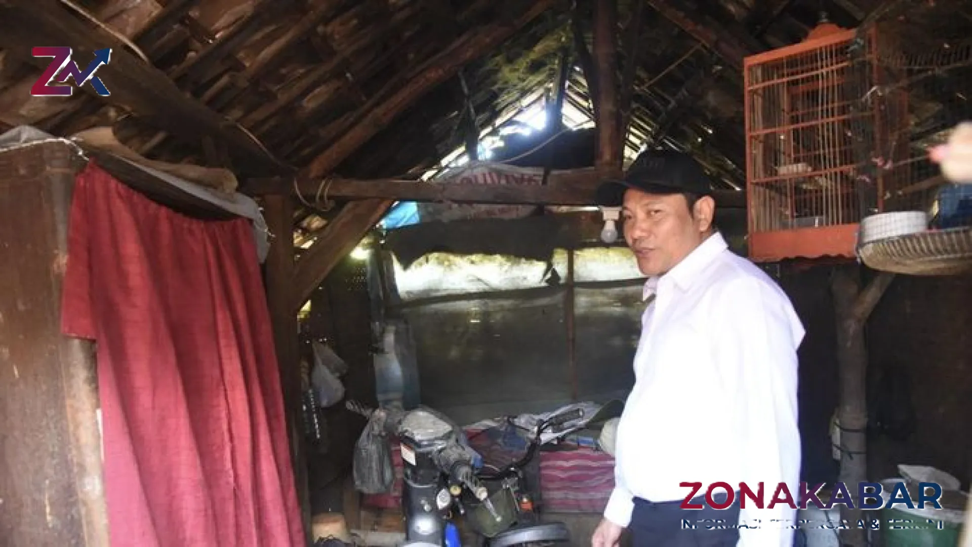 Langkah Nyata Bupati Subandi: Bedah Rumah dan Bantuan Sosial untuk Warga Sidoarjo di Kecamatan Tarik