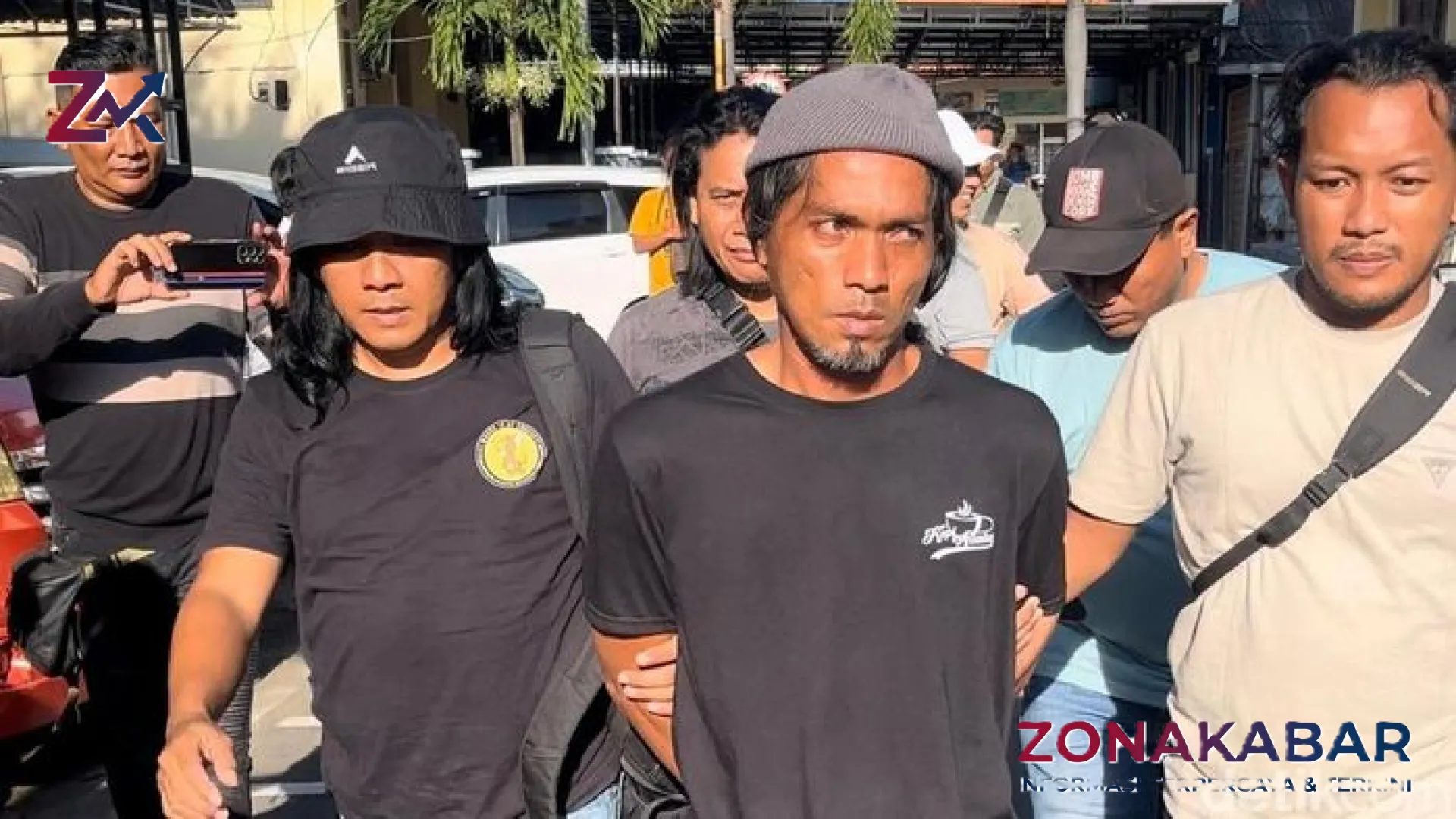 Tragedi Berdarah di Mojokerto: Di Balik Topeng Badut, Satuan Tega Habisi Mertua dan Lukai Istri