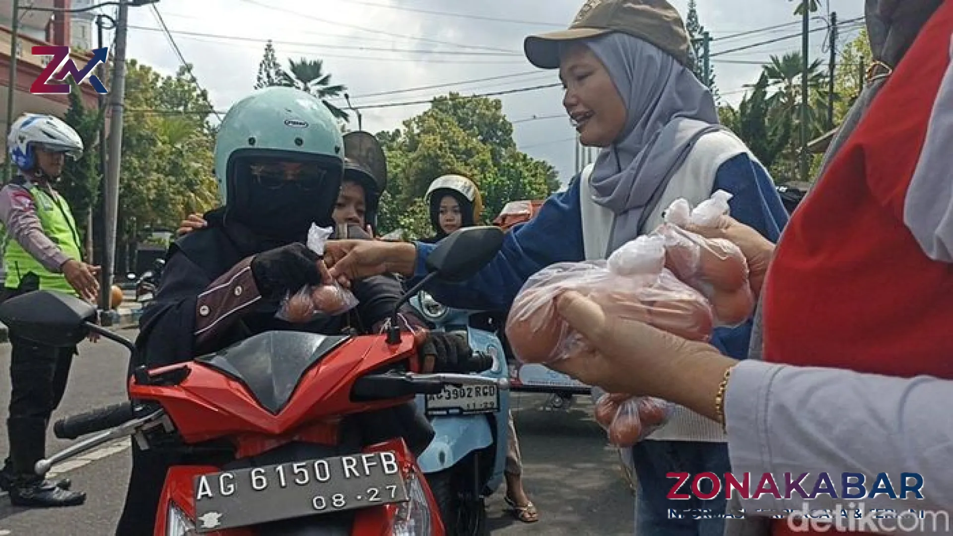 Jeritan Peternak Tulungagung: Ribuan Telur Dibagikan Gratis di Tengah Anjloknya Harga Pasar