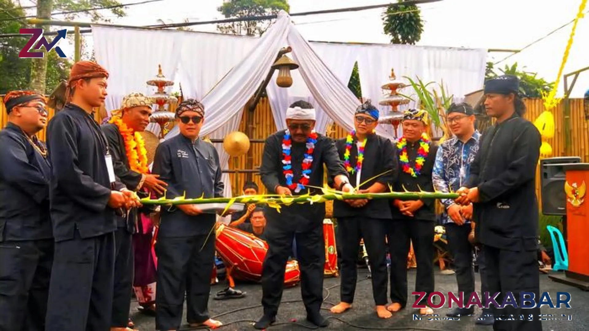 Menelusuri Jejak Kearifan Lokal di Desa Wisata Tikukur Sukabumi: Dari Rakyat, Oleh Rakyat, Untuk Rakyat