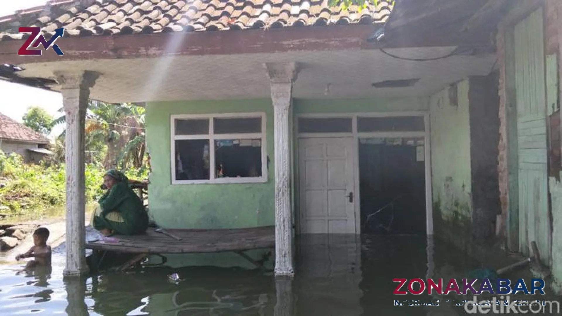 Desa Pulokerto Terisolasi: Jeritan Warga Pasuruan di Tengah Kepungan Banjir yang Tak Kunjung Surut