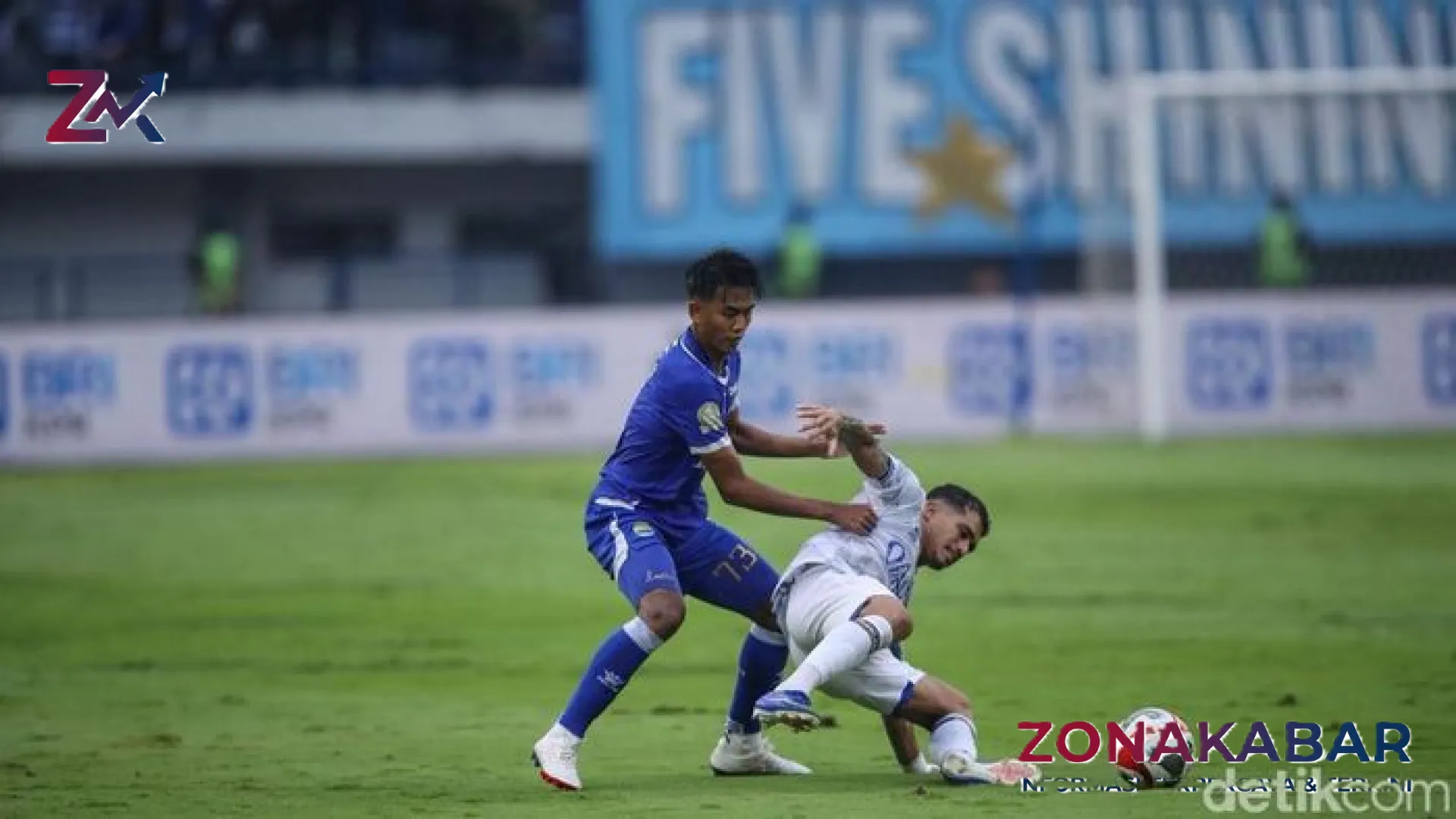 Drama di GBLA: Persib Bandung Segel Gelar Juara Super League Meski Ditahan Imbang Persijap Jepara