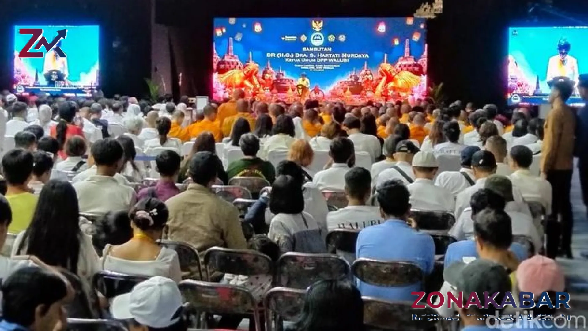 Harmoni Spiritual di Borobudur: Gibran Rakabuming dan Jajaran Kabinet Hadiri Dharmasanti Waisak 2570 BE