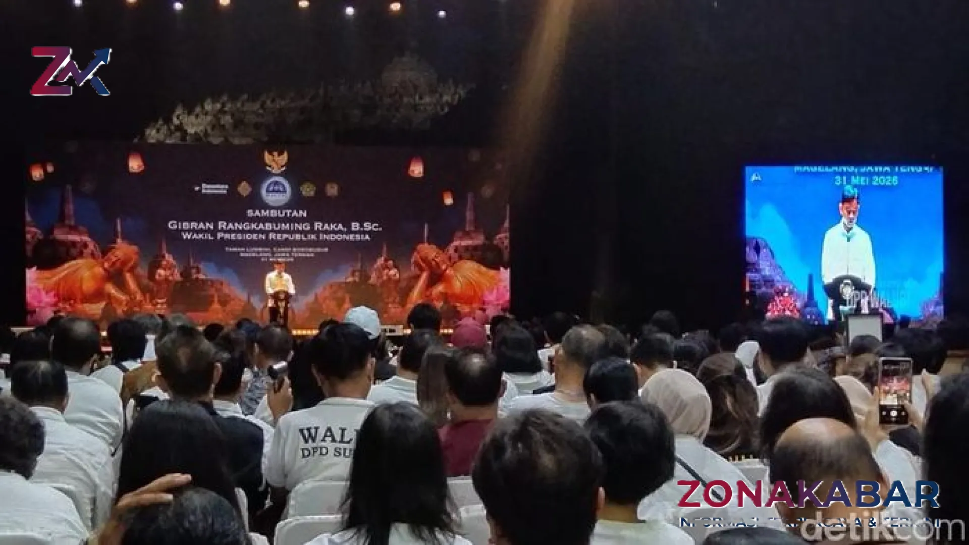 Gibran Rakabuming di Dharmasanti Waisak Borobudur: Menenun Benang Perdamaian dalam Kebinekaan