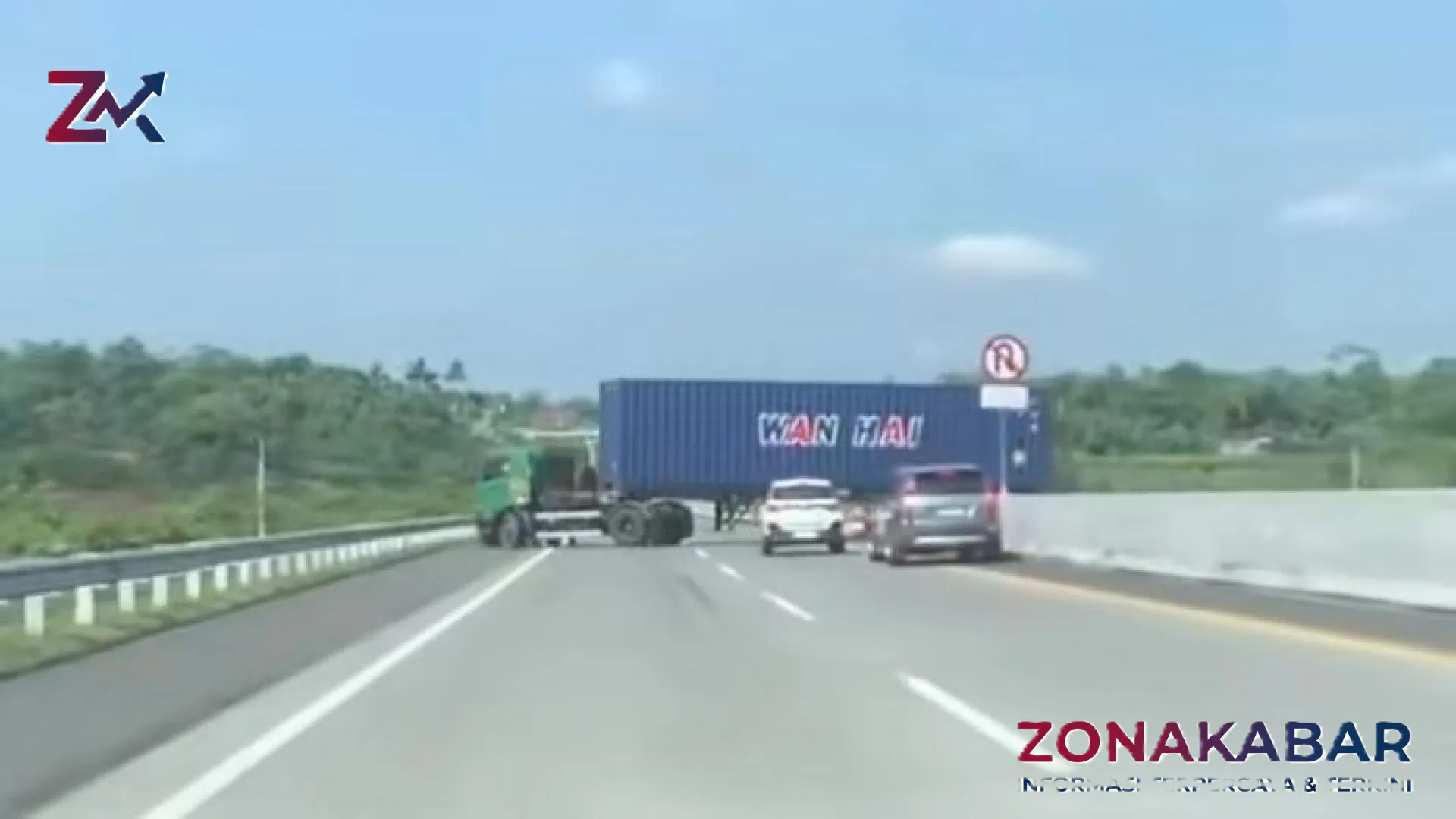 Aksi Nekat Truk Trailer Putar Balik di Tol Semarang-Solo Viral: Ancaman Nyawa dan Sanksi Tegas Menanti Pelanggar