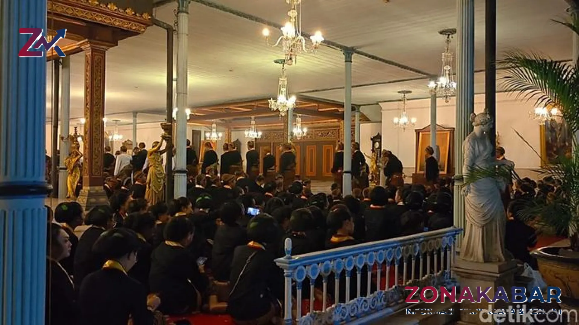 Dualisme Sakral di Jantung Solo: Menelusuri Jejak Kirab Malam 1 Suro yang ‘Saling Memunggungi’ di Keraton Surakarta