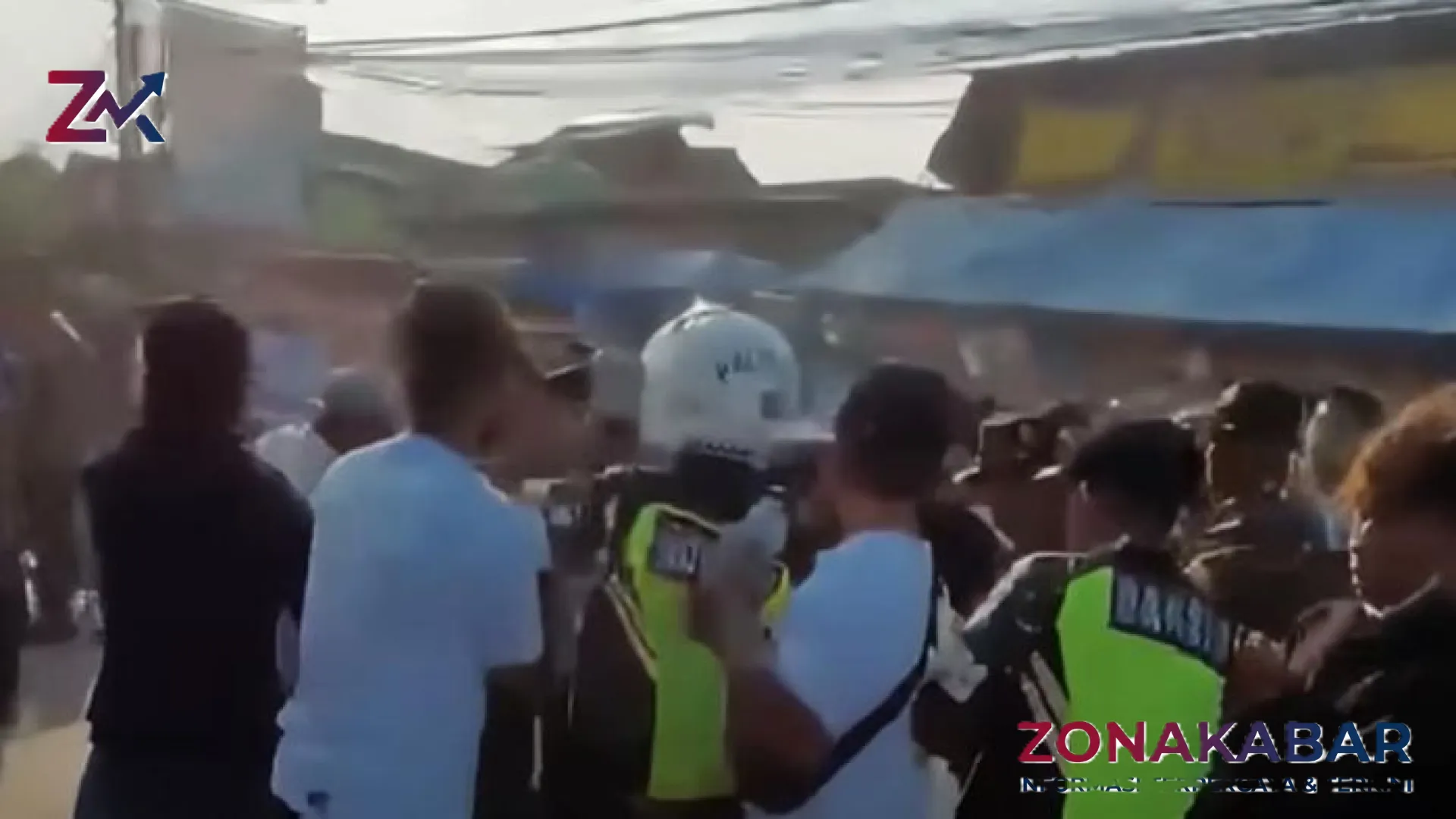 Karnaval Sound Horeg di Pati Berujung Kericuhan: Dentuman Bass yang Memicu Bentrok dan Melukai Petugas